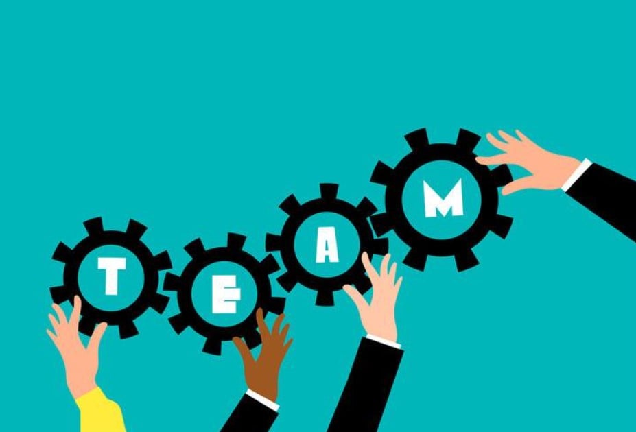 Figure 4 – Being part of a team is like a gear being part of a mechanism (We School, 2023).